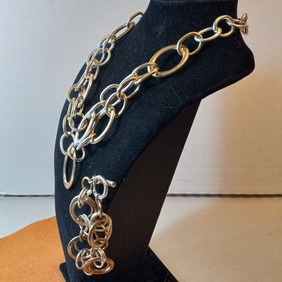 Circles of Gold and Silver Tone Metal Necklace and Bracelet - Picture 2 of 11